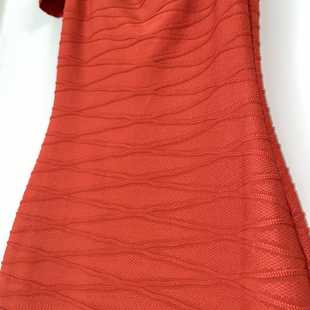 Windsor, red-orange bodycon dress // size small !! - Picture 3 of 4